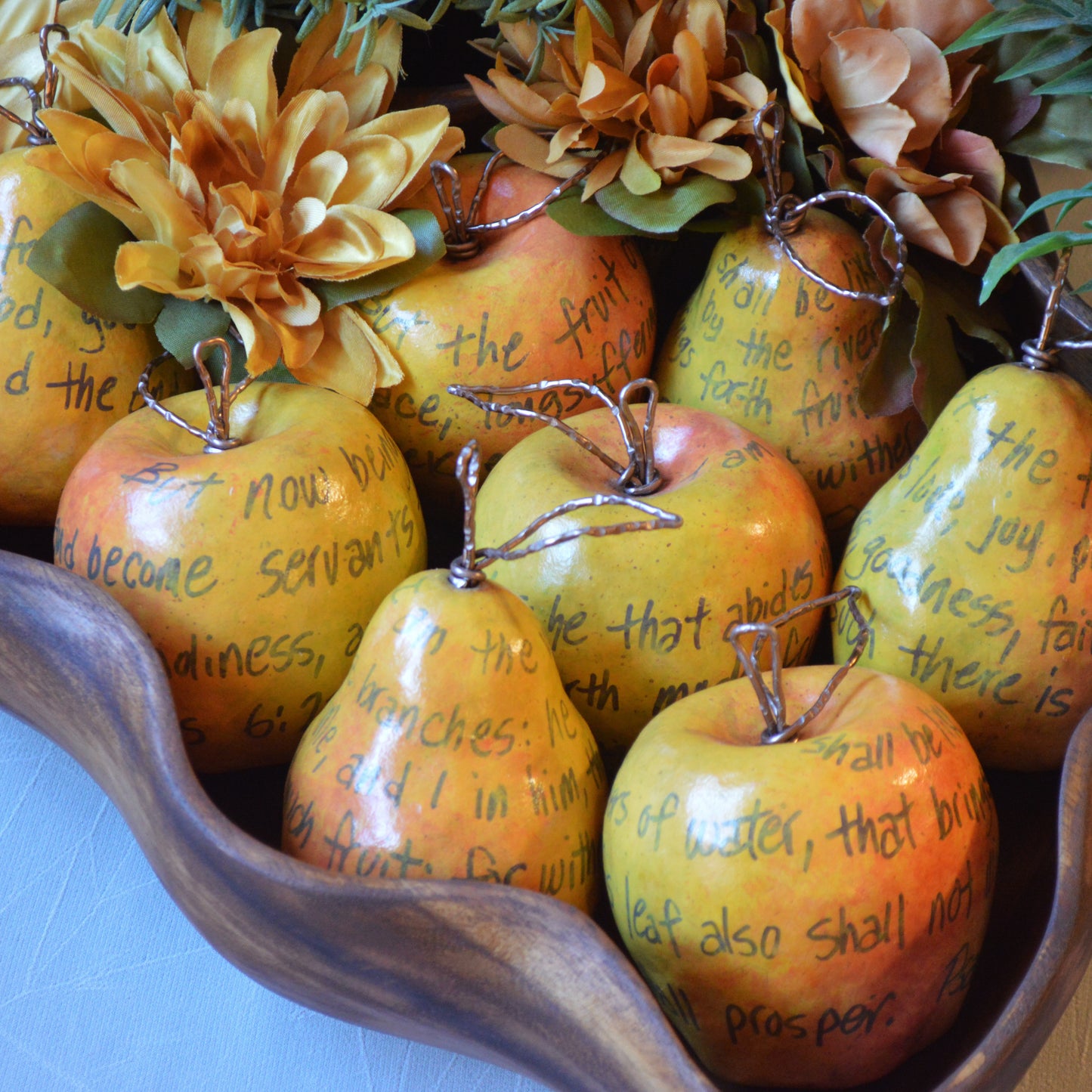 Artisan Christian Faith Decor - Apple