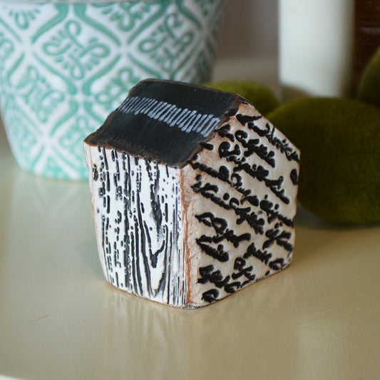 Modern Clay Mini House Figurine Decor