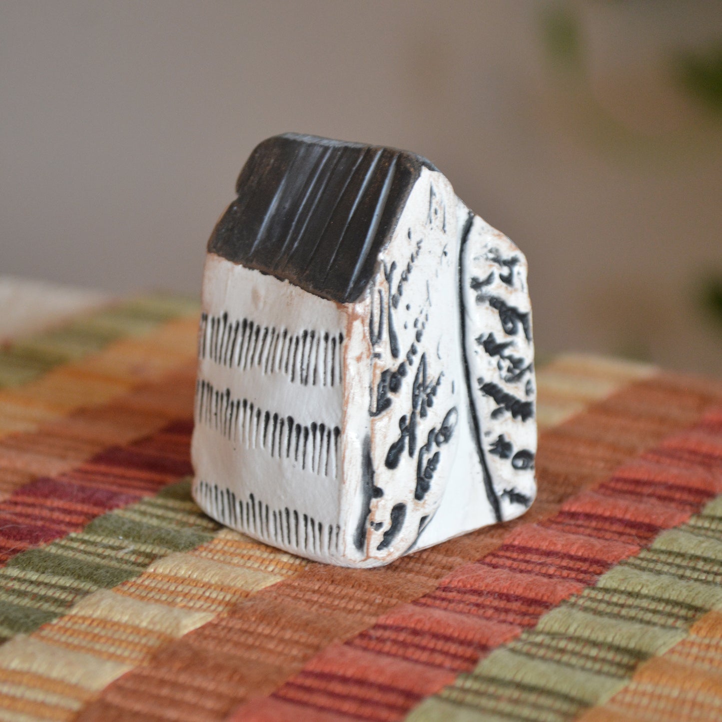 Mini B + W Clay House Architectural Sculpture