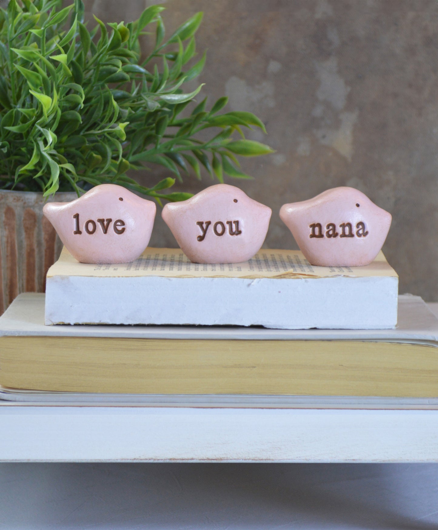 Gift for grandma / 3 pink love you nana birds / FREE SHIPPING