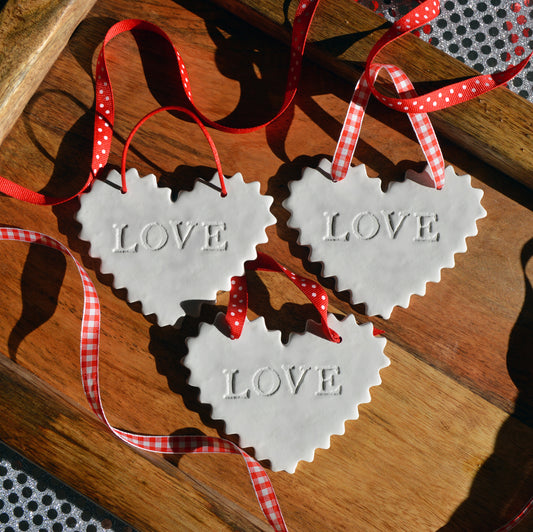 Valentine's day ornaments - Set of 3 LOVE hearts